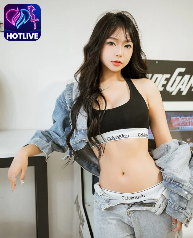 You are currently viewing A He (阿禾) – Bức Tranh Về Sắc Đẹp: Ánh Sáng Của Ngôi Sao Hàn Quốc Đẹp Như Mơ. Famous star 18+