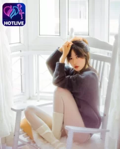 Read more about the article Li Wo Yun Yun: Vẻ Đẹp Kiêu Sa Của Ngôi Sao Trung Quốc. A Charming and beautiful girl 21/11/23