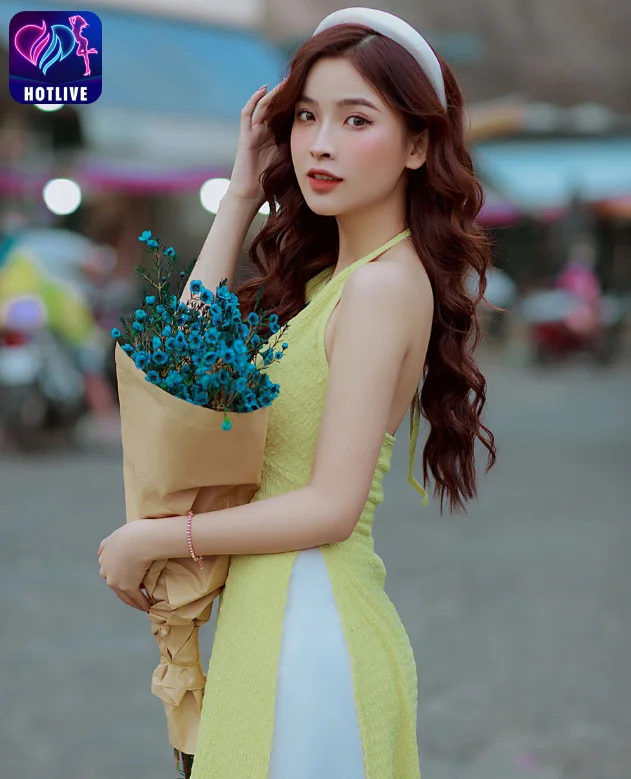 Thị Hồng Trang-hotlive 